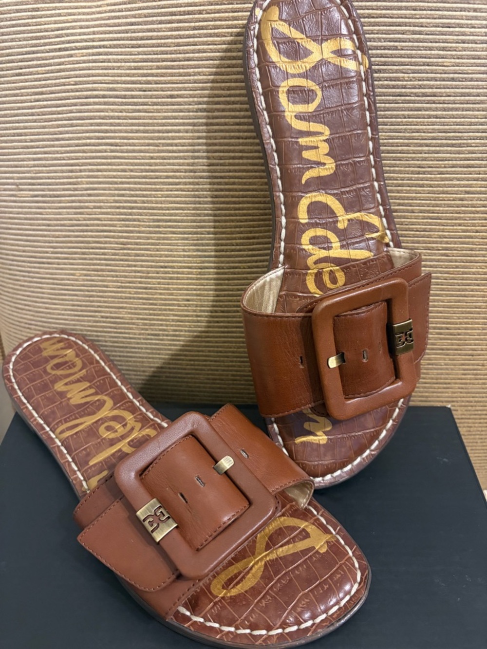 NWOT Sam Edelman Women’s Granada Leather Buckle Slide Sandals - Size 8.5